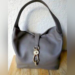 NWOT Dooney & Bourke BELVEDERE logo lock shoulder bag